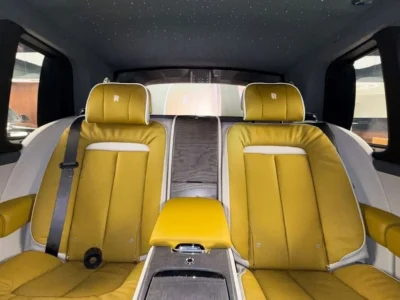 2025 Rolls Royce Cullinan Silver Badge 6.7L V12 Twin-Turbo Grey Yellow SUV Bespoke Edition