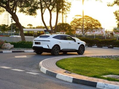 2023 Avatr 11 Premium All Wheel Drive Electric Vehicle White SUV 580 Km Range