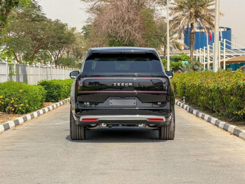 2025 ZEEKR 9X Ultra 55KWH 2.0 Litres DM-I 4 Cylinders Plugin Hybrid Black Blue SUV