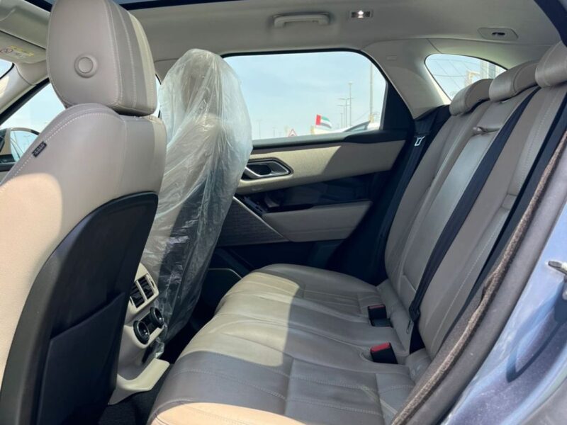 2019 LAND ROVER RANGE ROVER VELAR 250 SE 2.0L V4 Petrol Engine Blue Beige SUV GCC