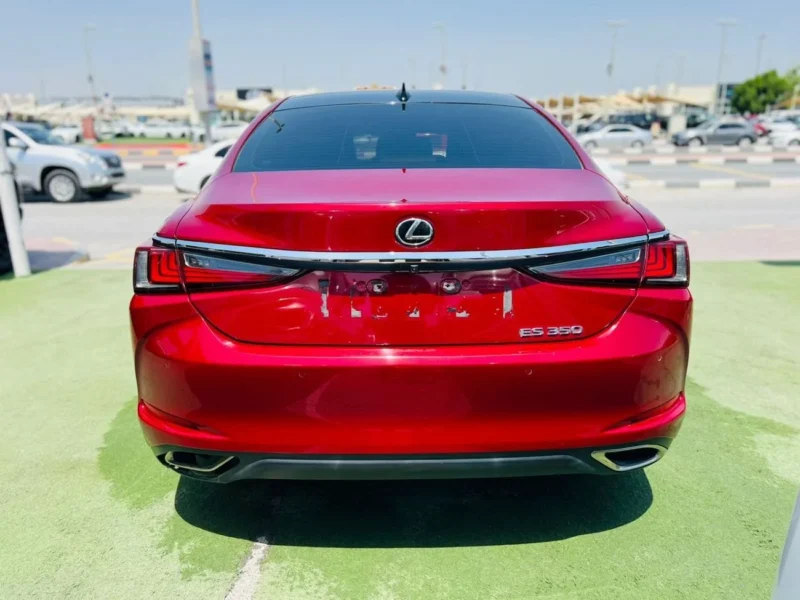 2022 Lexus ES350 3.5 Litres V6 Petrol Engine Red Black Sedan Full Options Automatic