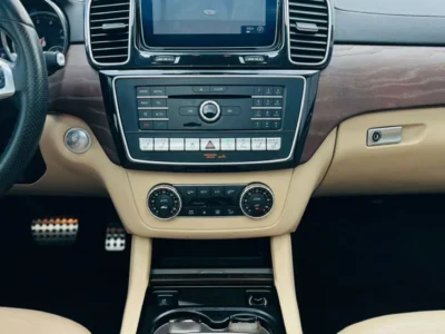 2017 Mercedes-Benz GLE 43 AMG 3.0 Litres V6 Petrol Engine White Beige SUV GCC Specs