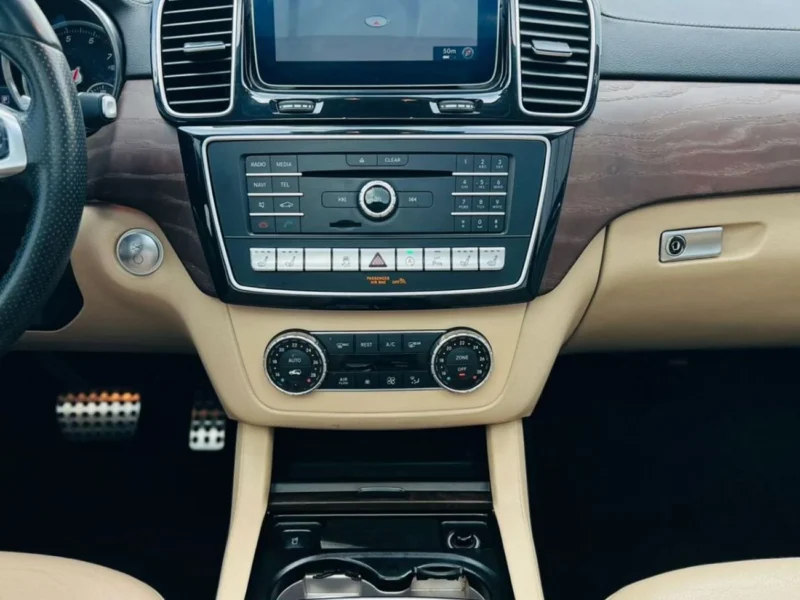 2017 Mercedes-Benz GLE 43 AMG 3.0 Litres V6 Petrol Engine White Beige SUV GCC Specs