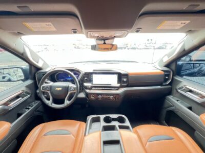 2023 CHEVROLET SILVERADO 5.3 Litres V8 Petrol Engine Black Brown Pickup Truck GCC