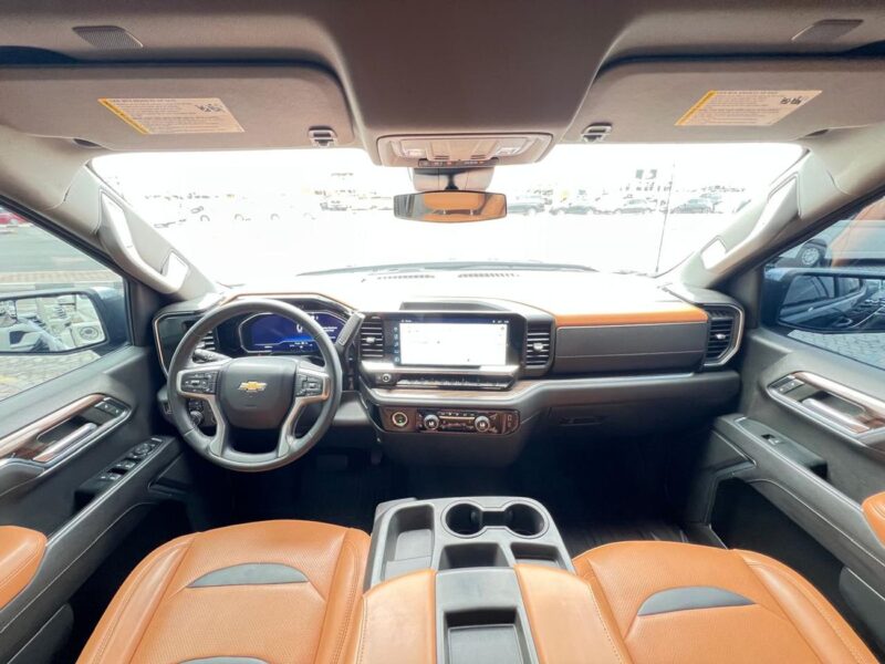 2023 CHEVROLET SILVERADO 5.3 Litres V8 Petrol Engine Black Brown Pickup Truck GCC