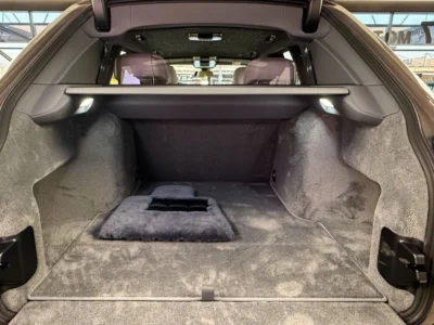 2025 Rolls Royce Cullinan Silver Badge 6.7L V12 Twin-Turbo Grey Yellow SUV Bespoke Edition