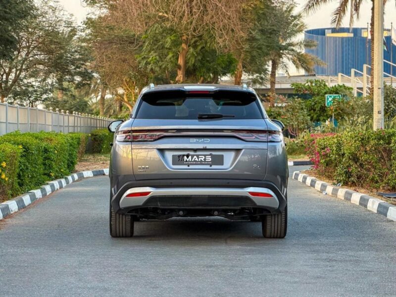 2025 BYD Song L DM-i 1.5L 4 Cylinders Plug-In Hybrid Engine Grey Brown SUV