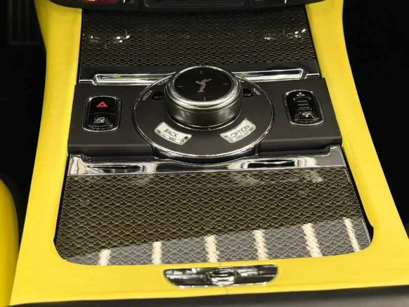 2018 Rolls-Royce Wraith 6.6L Twin-Turbocharged V12 Engine Blue Yellow Coupe GCC