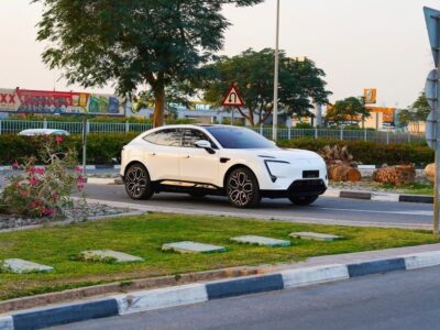 2023 Avatr 11 Premium All Wheel Drive Electric Vehicle White SUV 580 Km Range