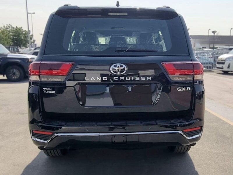 2026 TOYOTA LAND CRUISER GXR 3.5L V6 TWIN TURBO Petrol Engine Black SUV GCC Specs