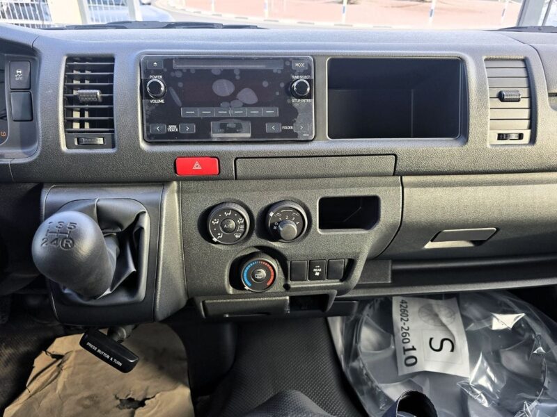 2025 Toyota Hiace High Roof Old Shape Cargo 2.7l 4 Cylinders Engine White Grey Van