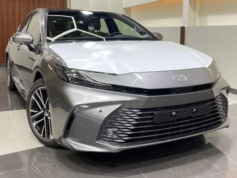 2026 TOYOTA CAMRY LUMIERE 2.5L HYBRID 4 Cylinders Engine Grey Brown Sedan GCC