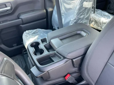 2025 Chevrolet Silverado 5.3 Litres V8 Petrol Engine White Black Pickup Truck GCC Specs