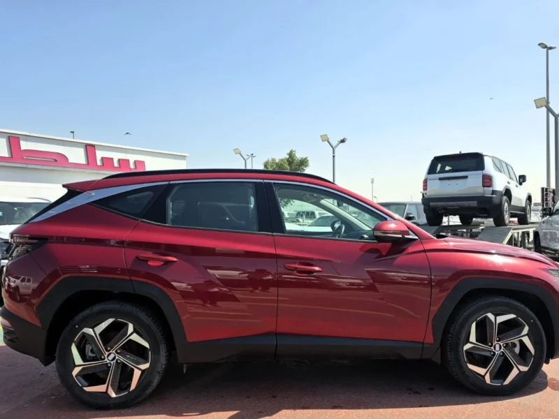 2023 Hyundai Tucson Smart 1.6 Litres 4 Cylinders Hybrid Engine Red Tan SUV FWD