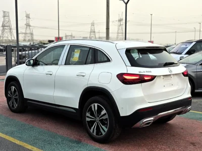 2025 Mercedes-Benz GLA 200 1.3 Litres 4 Cylinders Petrol Engine White Black SUV