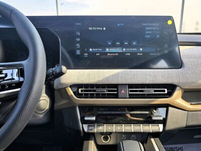 2025 Mitsubishi XFORCE P-LINE 1.5L 4 Cylinders Petrol Engine White Black SUV FWD