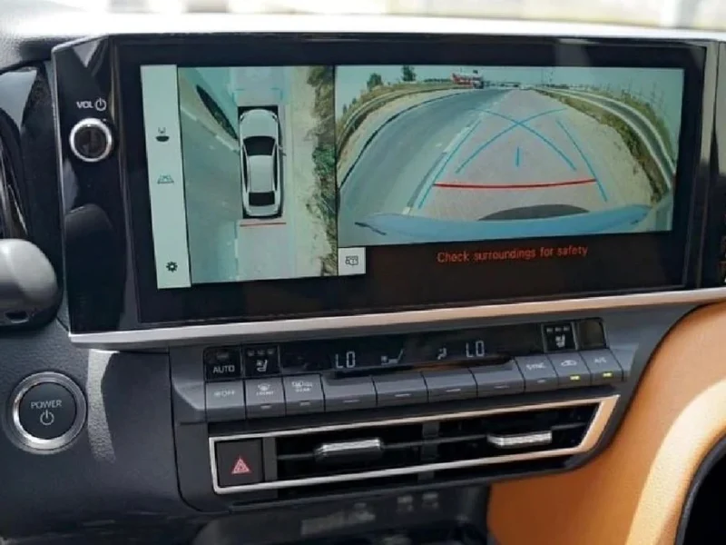 2026 TOYOTA CAMRY LUMIERE 2.5L HYBRID 4 Cylinders Engine Grey Brown Sedan GCC