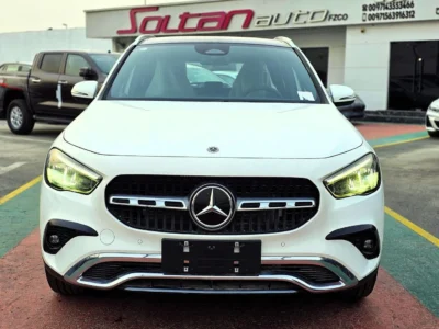 2025 Mercedes-Benz GLA 200 1.3 Litres 4 Cylinders Petrol Engine White Black SUV