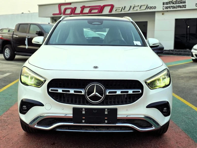 2025 Mercedes-Benz GLA 200 1.3 Litres 4 Cylinders Petrol Engine White Black SUV