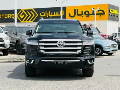 2018 Toyota Land Cruiser GXR 4.0 Litres 6 Cylinders Petrol Engine Black Beige SUV GCC