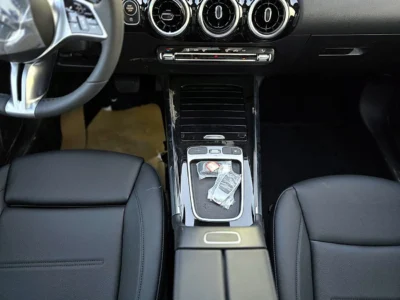 2025 Mercedes-Benz GLA 200 1.3 Litres 4 Cylinders Petrol Engine White Black SUV