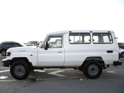 2024 Toyota Land Cruiser 70 Hardtop 4.0 Litres V6 Petrol Engine White Grey SUV GCC Specs