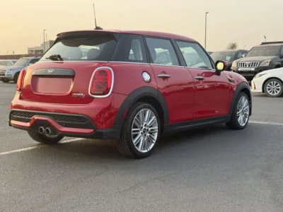 2024 Mini Cooper S 2.0 Litres Turbocharged 4 Cylinders Engine Red Black Sedan