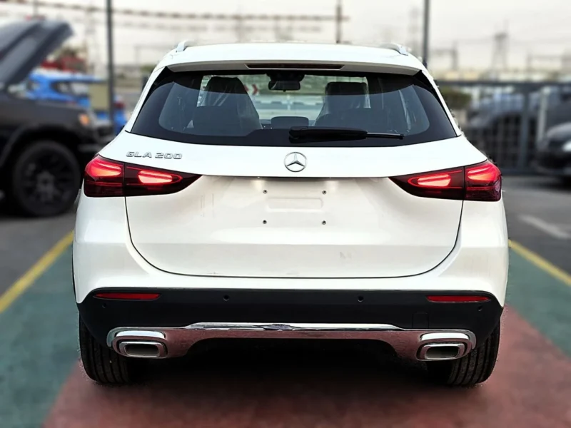 2025 Mercedes-Benz GLA 200 1.3 Litres 4 Cylinders Petrol Engine White Black SUV