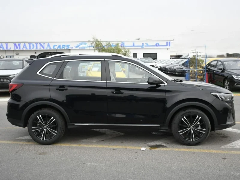 2025 MG RX5 Comfort 1.5-litre Turbocharged 4-cylinder Petrol Engine Black Beige SUV GCC