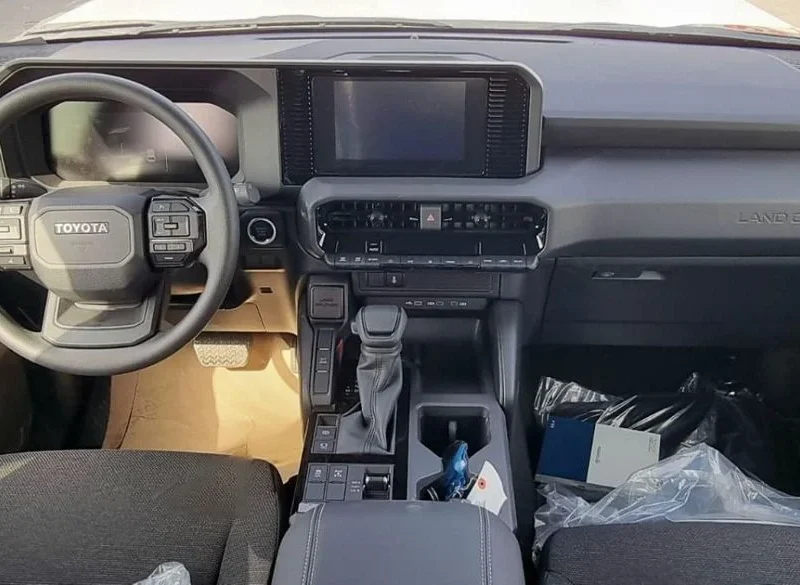 2026 TOYOTA PRADO 2.8 Litres 4 Cylinders DIESEL Engine Black SUV URBAN 4X4 GCC
