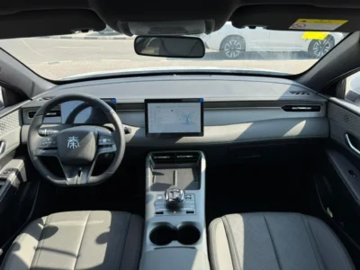 2025 BYD QIN PLUS DM-i 1.5 Litres PHEV 4 Cylinders Engine White Black Sedan