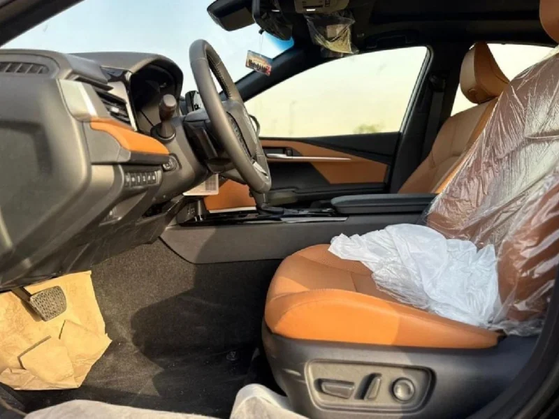 2026 TOYOTA CAMRY LUMIERE 2.5L HYBRID 4 Cylinders Engine Black Brown Sedan GCC