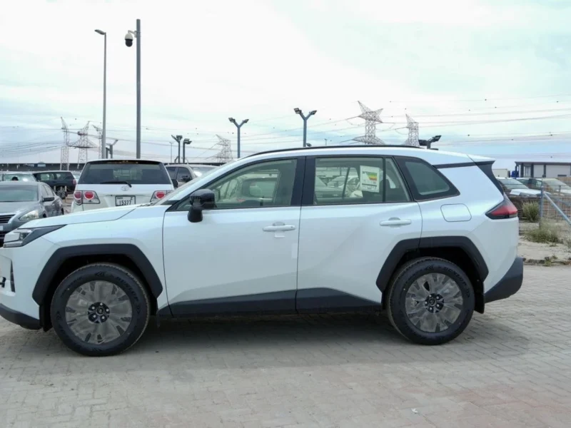 2026 TOYOTA RAV 4 XLE 2.5 Litres 4 Cylinders Hybrid Engine White Black SUV 4WD GCC