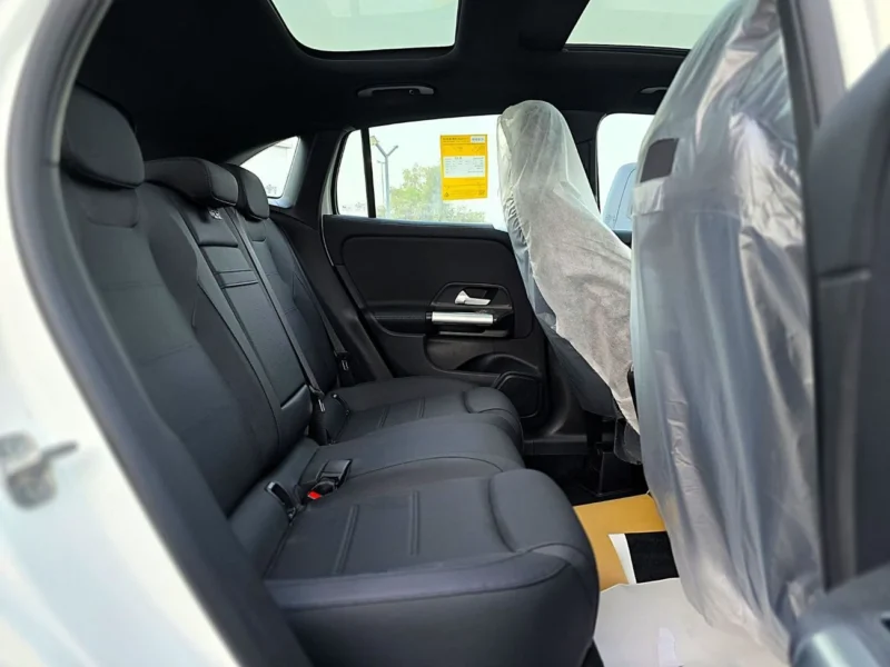 2025 Mercedes-Benz GLA 200 1.3 Litres 4 Cylinders Petrol Engine White Black SUV