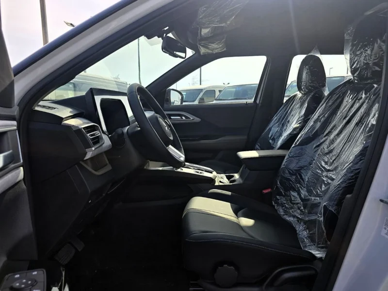 2025 Mitsubishi XFORCE P-LINE 1.5L 4 Cylinders Petrol Engine White Black SUV FWD