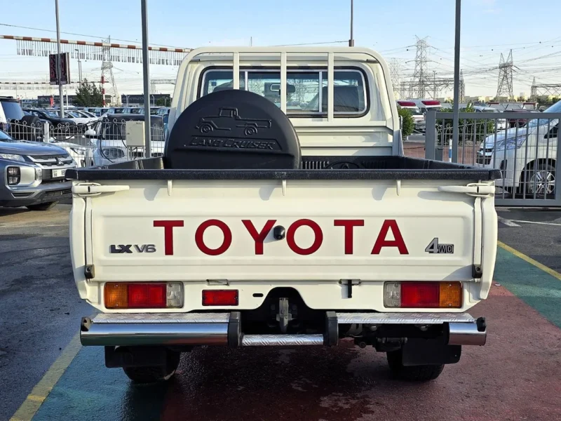 2022 Toyota Land Cruiser 70 LX 4.0 Litres V6 Engine White Beige Pick Up SC GCC