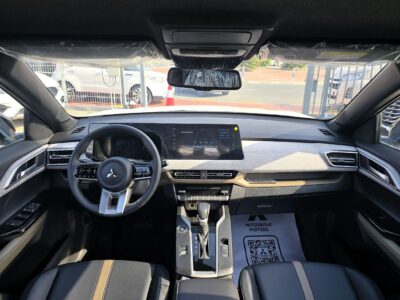 2025 Mitsubishi XFORCE P-LINE 1.5L 4 Cylinders Petrol Engine White Black SUV FWD