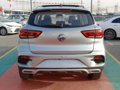 2023 MG ZS Luxury 1.5 Litres 4 Cylinders Petrol Engine Silver White SUV FWD GCC