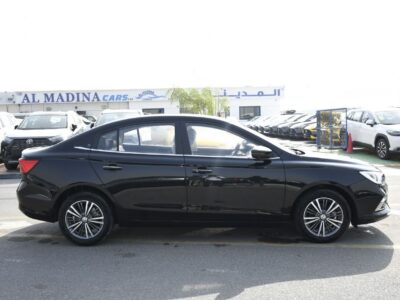2025 MG5 Deluxe Edition 1.5L Naturally Aspirated 4-Cylinder Engine Black Sedan GCC