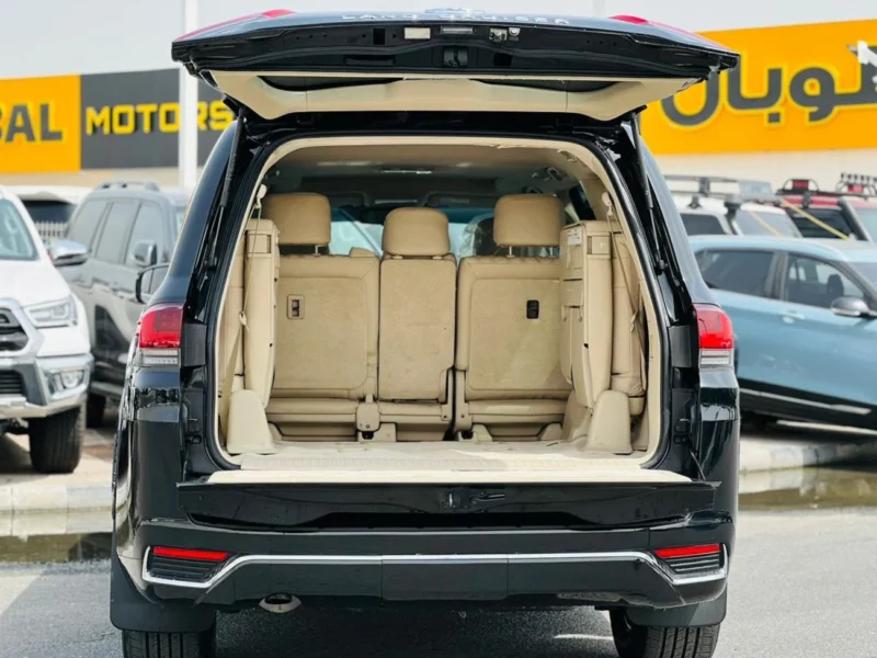 2018 Toyota Land Cruiser GXR 4.0 Litres 6 Cylinders Petrol Engine Black Beige SUV GCC