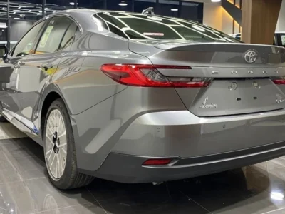 2026 TOYOTA CAMRY LUMIERE 2.5L HYBRID 4 Cylinders Engine Grey Brown Sedan GCC