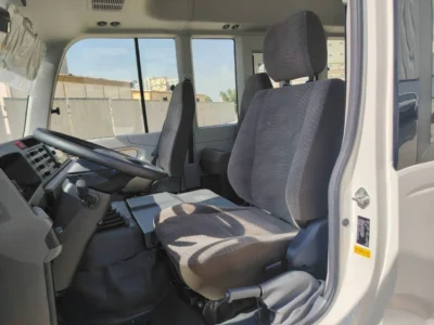 2025 TOYOTA COASTER HIROOF 4.0L 4 Cylinders DIESEL Engine MT White Black Bus