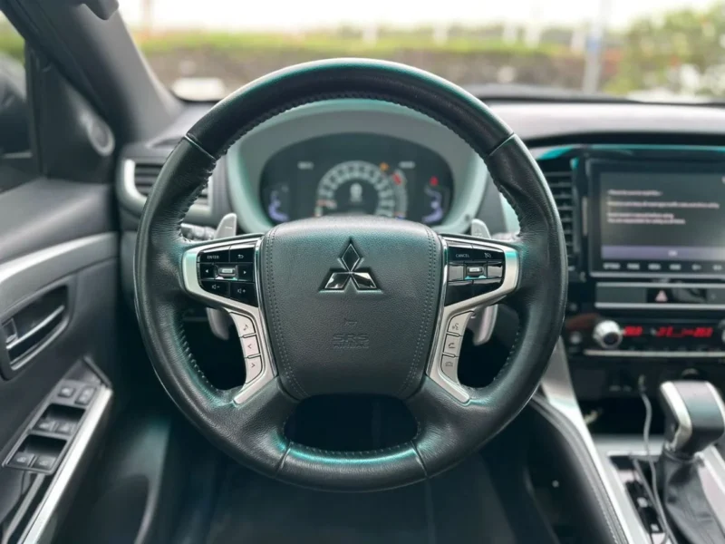 2022 Mitsubishi Montero Sport Signature Edition 3.0 Liters V6 Engine Grey Black SUV GCC Specs