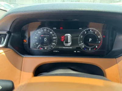 2019 Land Rover Range Rover Velar P250 R-Dynamic HSE 2.0L 4 Cylinders White Tan SUV