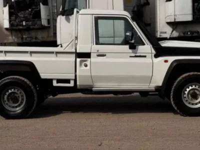 2018 TOYOTA LAND CRUSER LC79 4.2 Litres V6 DIESEL Engine M/T White Grey Pickup