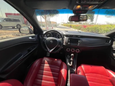 2019 Alfa Romeo Giulietta Veloce 1.8L 4 Cylinders Petrol Engine Black Red Hatchback