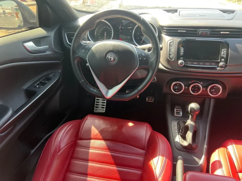 2019 Alfa Romeo Giulietta Veloce 1.8L 4 Cylinders Petrol Engine Black Red Hatchback