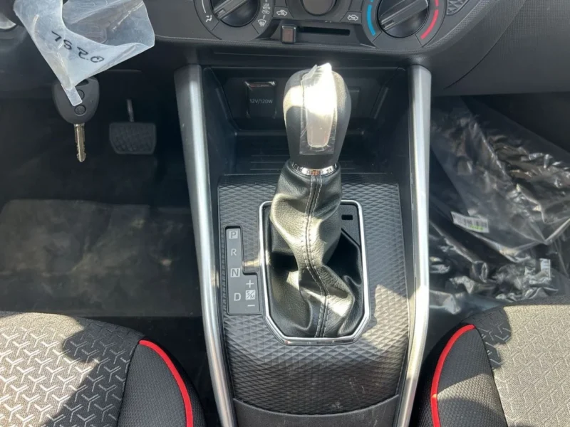 2025 TOYOTA RAIZE G 1.0L TURBO 4 Cylinders Petrol Engine Grey Black SUV GCC Specs