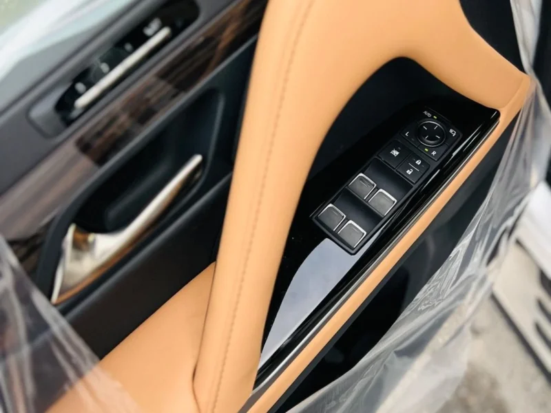 2026 LEXUS LX600H SIGNATURE 3.5 Litres TURBO V6 Petrol Engine White Tan SUV