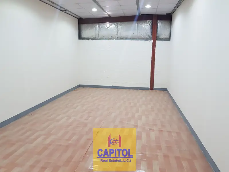 215 sqft on Mezzanine Floor Easy for loading for Storage